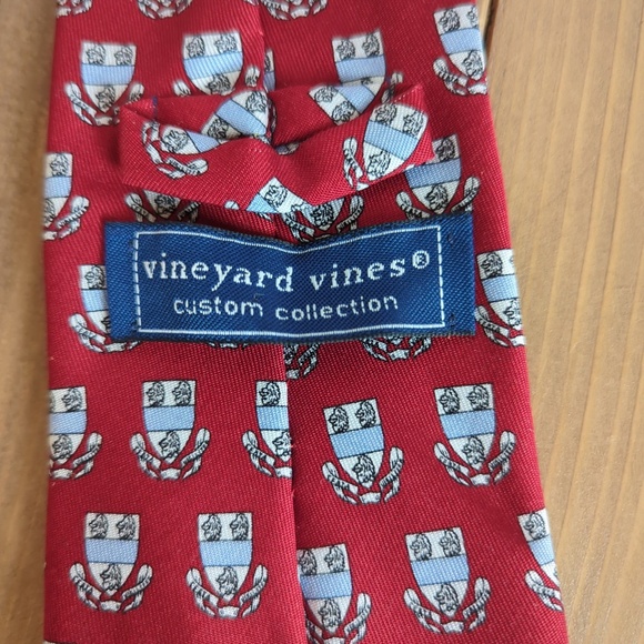Vineyard Vines Red Pomfret School Crest Tie - Picture 3 of 7
